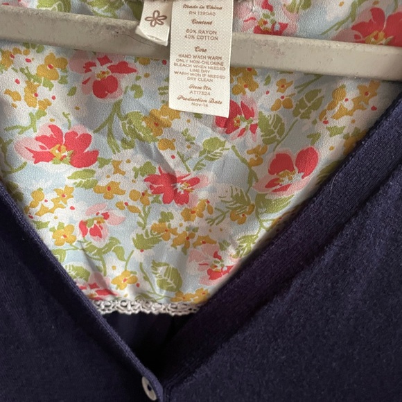 Matilda Jane cardigan guc
Size xl - Picture 2 of 4